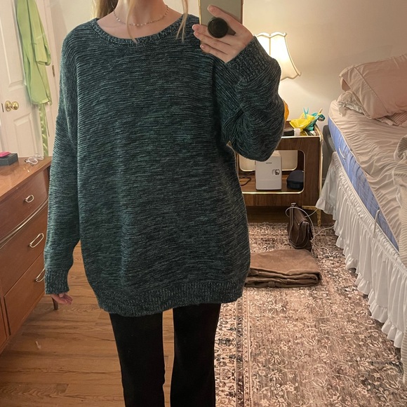 Oversized Urban Outfitters Sweater - Picture 2 of 4